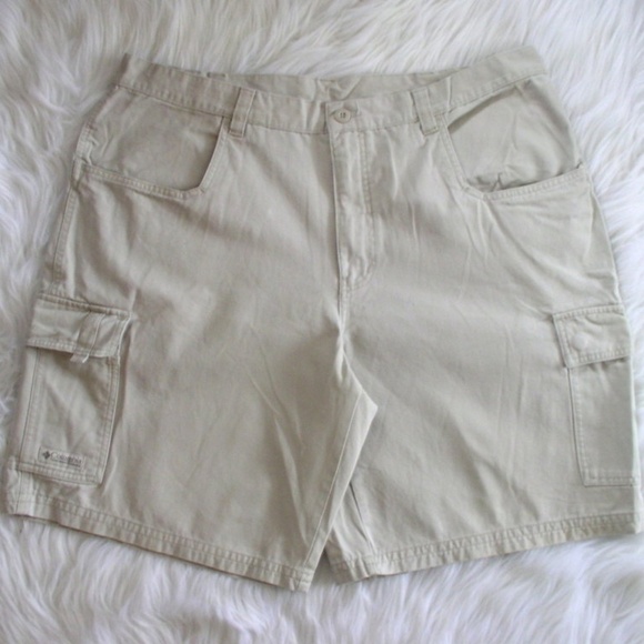 Columbia Men’s Cargo Shorts Sz 40 Khaki Military Gorpcore - Picture 1 of 5